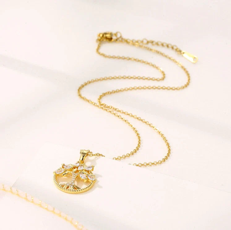 Olea | Halskæde med Livets Træ og Zirkonia